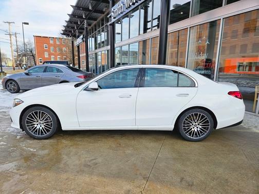 2025 Mercedes-Benz C-Class 