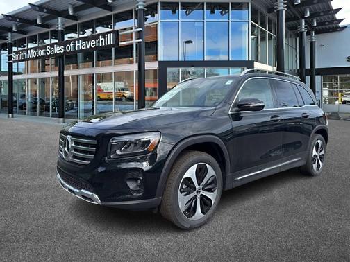 Night Black 2026 Mercedes-Benz GLB 250