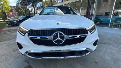 2025 Mercedes-Benz GLC 300