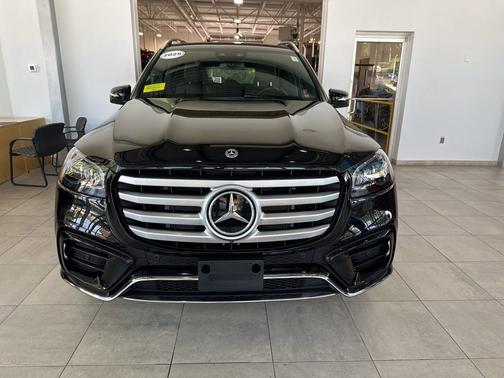 2025 Mercedes-Benz GLS 450
