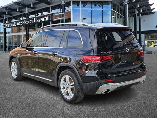 2023 Mercedes-Benz GLB 250 