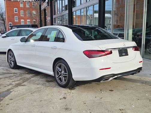 2022 Mercedes-Benz E-Class 