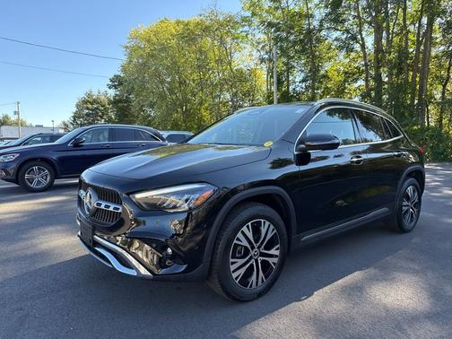 2025 Mercedes-Benz GLA 250 
