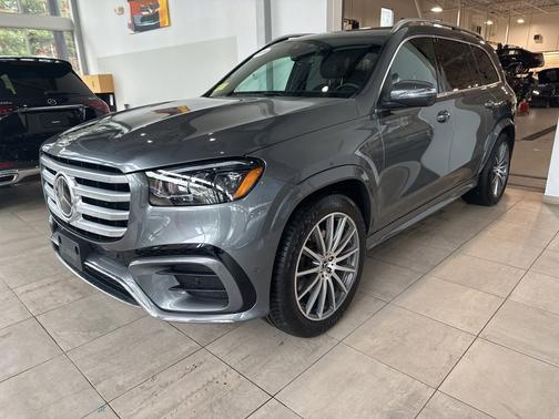 2025 Mercedes-Benz GLS 450 4MATIC