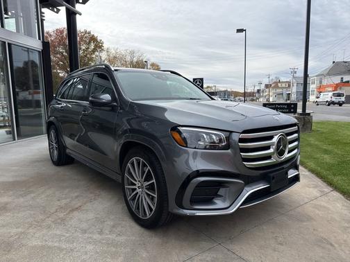 2025 Mercedes-Benz GLS 450 