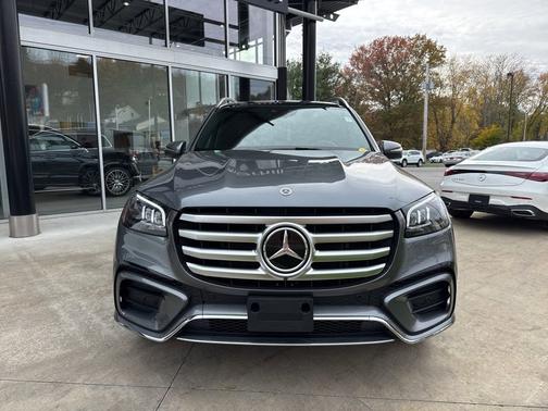 2025 Mercedes-Benz GLS 450 