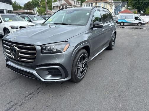 2025 Mercedes-Benz GLS 450 4MATIC