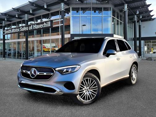 Verde Silver Metallic 2026 Mercedes-Benz GLC 300
