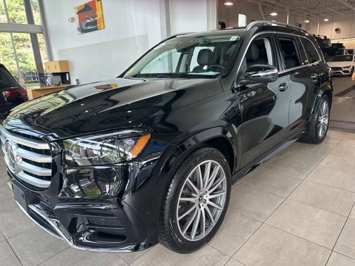 2025 Mercedes-Benz GLS 450