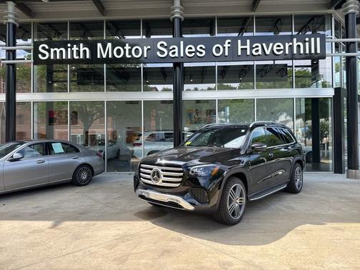 2025 Mercedes-Benz GLS 450 