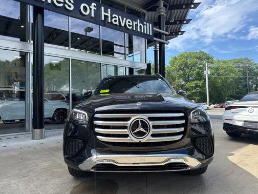 2025 Mercedes-Benz GLS 450 