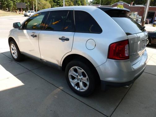 2011 Ford Edge SE