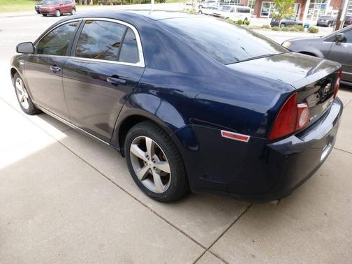 Blue 2009 Chevrolet Malibu Hybrid Base