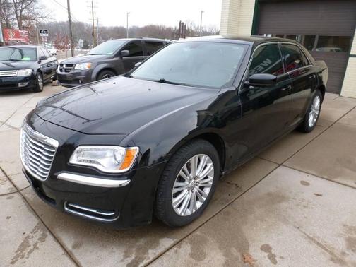 2014 Chrysler 300 S