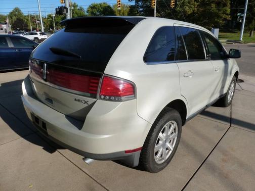 2007 Lincoln MKX Base