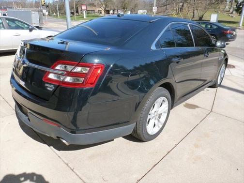 2015 Ford Taurus SEL AWD 4dr Sedan
