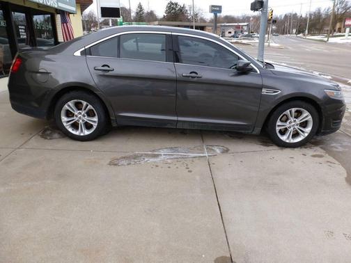 2015 Ford Taurus SEL AWD 4dr Sedan