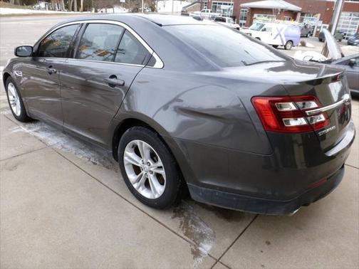 2015 Ford Taurus SEL AWD 4dr Sedan