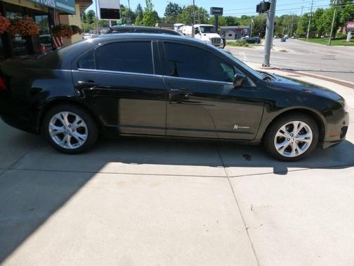 Black 2012 Ford Fusion Hybrid Base