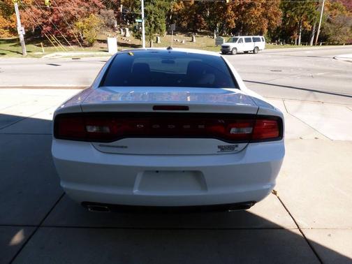2014 Dodge Charger SE