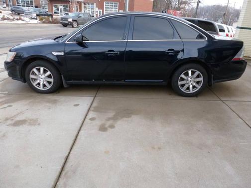 2008 Ford Taurus SEL 4dr Sedan