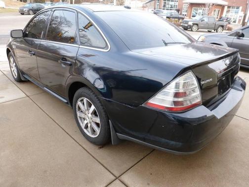 2008 Ford Taurus SEL 4dr Sedan