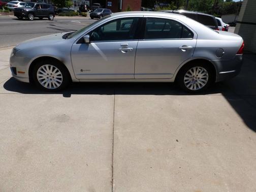 Brilliant Silver Metallic 2010 Ford Fusion Hybrid Base