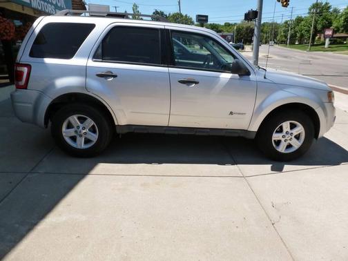 Ingot Silver Metallic 2010 Ford Escape Hybrid Limited