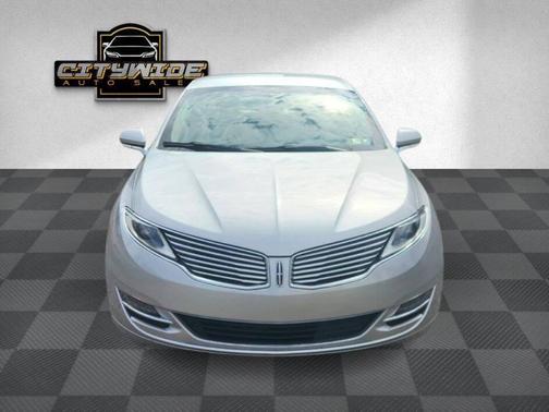 2016 Lincoln MKZ Base