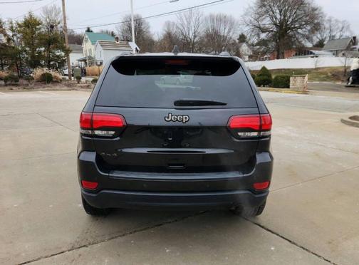 2016 Jeep Grand Cherokee Laredo