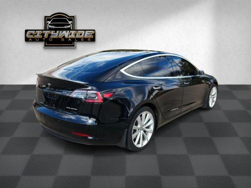 2018 Tesla Model 3 Performance