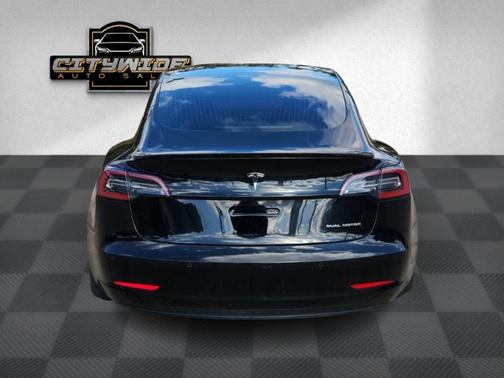 2018 Tesla Model 3 Performance