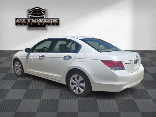 White Diamond Pearl 2009 Honda Accord EX
