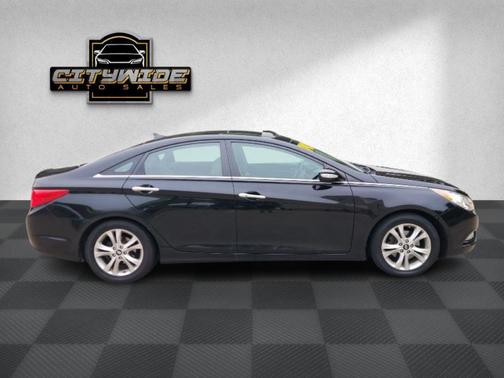 2011 Hyundai SONATA Limited 2.0T