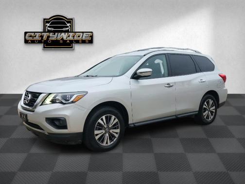 2017 Nissan Pathfinder SV