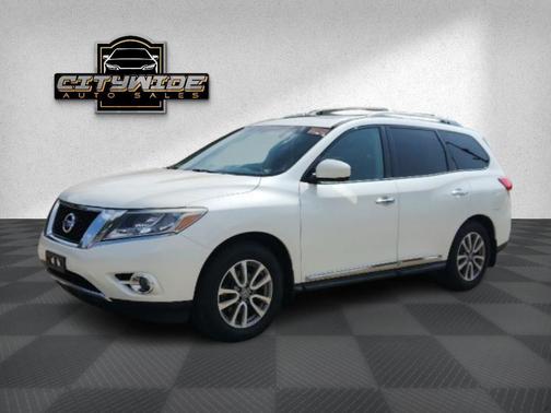 2016 Nissan Pathfinder SL