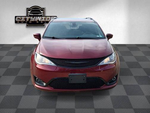 2019 Chrysler Pacifica Touring Plus