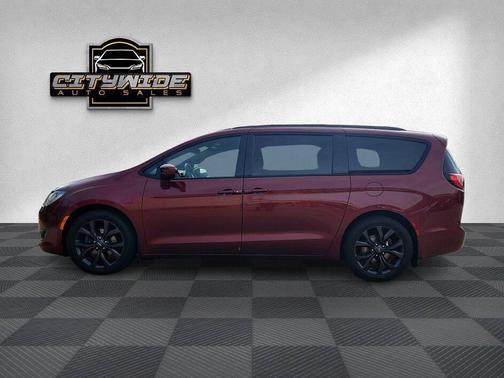 2019 Chrysler Pacifica Touring Plus