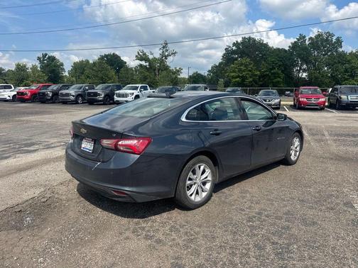 Shadow Gray Metallic 2019 Chevrolet Malibu LT