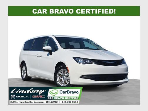 Bright White Clearcoat 2022 Chrysler Voyager LX