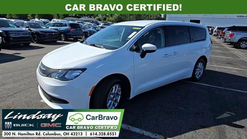 Bright White Clearcoat 2022 Chrysler Voyager LX