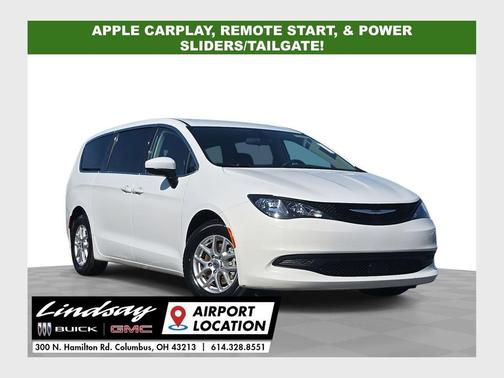 Bright White Clearcoat 2022 Chrysler Voyager LX