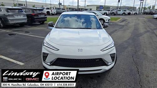 Summit White 2026 Buick Envista Sport Touring FWD