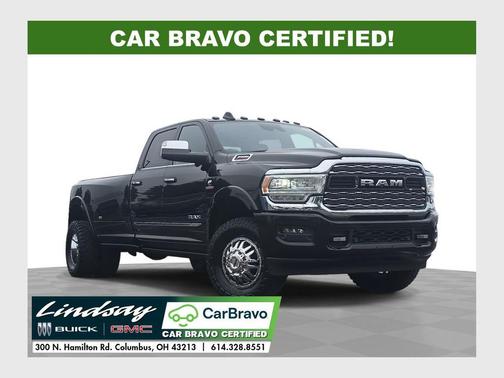 Diamond Black Crystal Pearlcoat 2021 RAM 3500 Limited Crew Cab 4x4 8' Box
