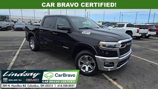 Diamond Black Crystal Pearlcoat 2025 RAM 1500 Big Horn/Lone Star