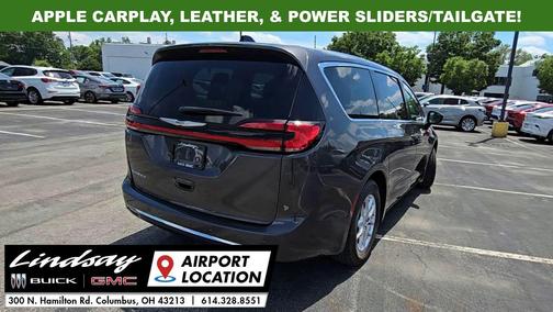Granite Crystal Metallic Clearcoat 2023 Chrysler Pacifica Touring L