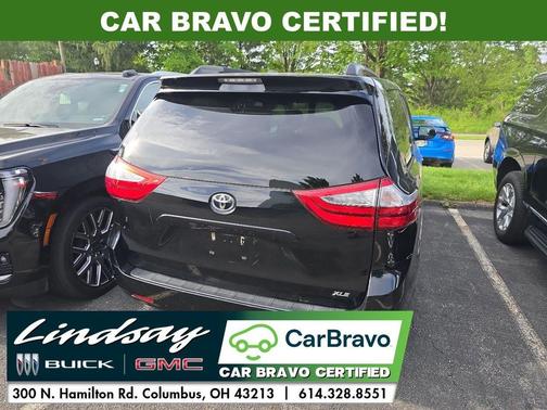 Midnight Black Metallic 2017 Toyota Sienna XLE Premium