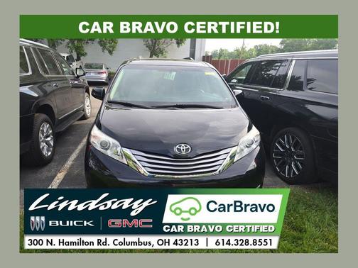 Midnight Black Metallic 2017 Toyota Sienna XLE Premium