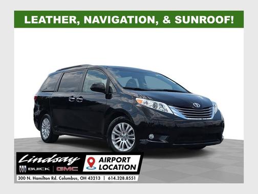 Midnight Black Metallic 2017 Toyota Sienna XLE Premium
