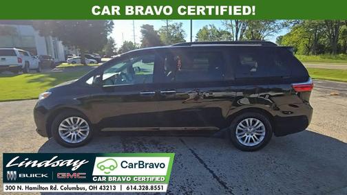 Midnight Black Metallic 2017 Toyota Sienna XLE Premium